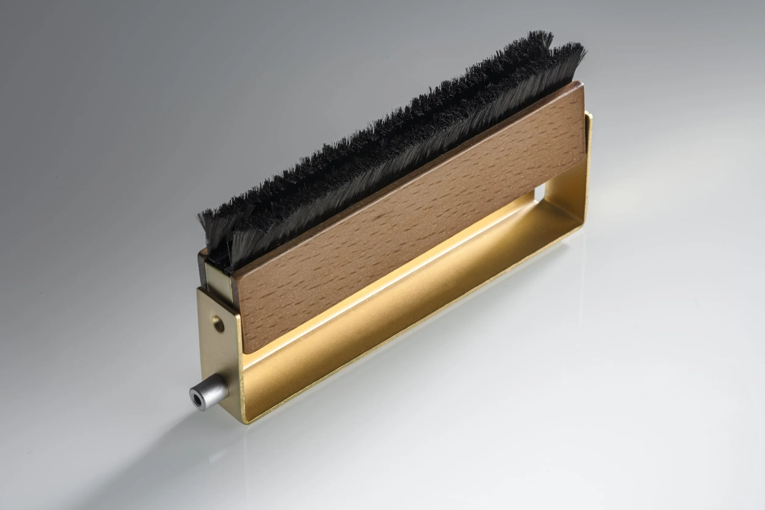 Pro-Ject Brush it Premium Brosse à plaques de qualité supérieure avec câble de Terre et Manche en Bois